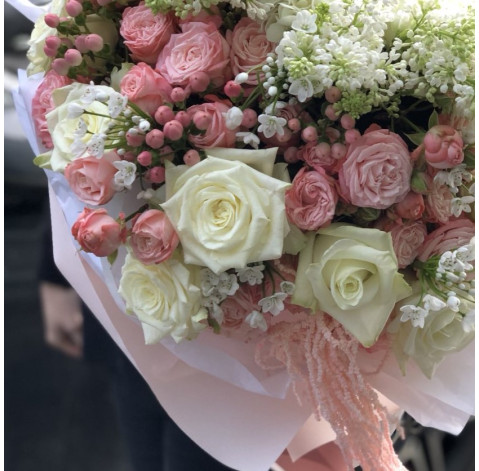 Букет Рожевий вітер у теплих обіймах 3 доставка квітів