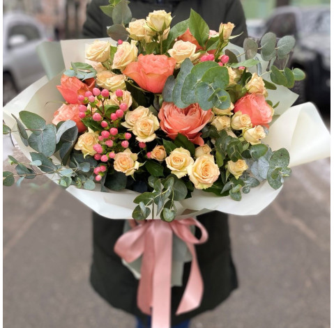 Bouquet Triniti 2 Flower delivery