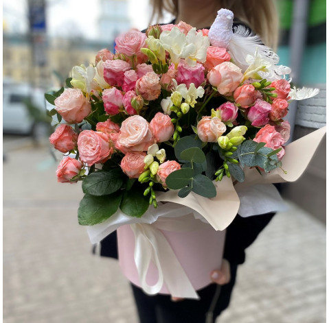 Цветочная композиция Настроение дня 2 доставка цветов