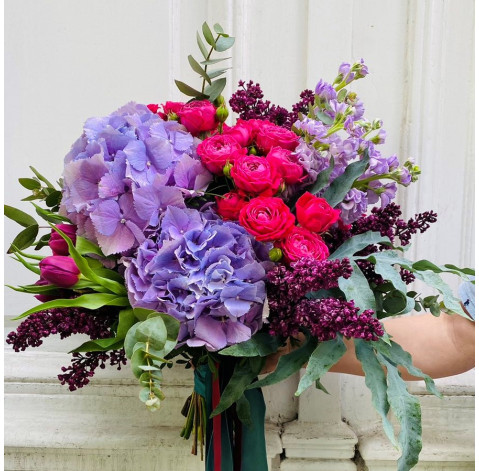 Квіткова композиція Райдужна гіпсофіла 3 доставка квітів