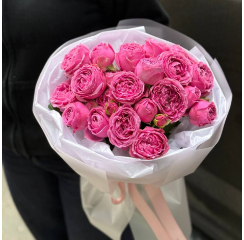 Bouquet of 7 roses Misty Bubbles 1 Flower delivery
