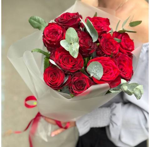 Bouquet of 11 red roses 2 Flower delivery