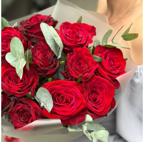 Bouquet of 11 red roses 3 Flower delivery