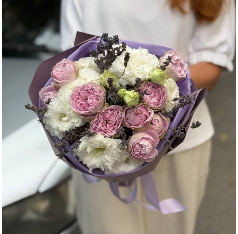 Bouquet Fairytale Moment 3 Flower delivery