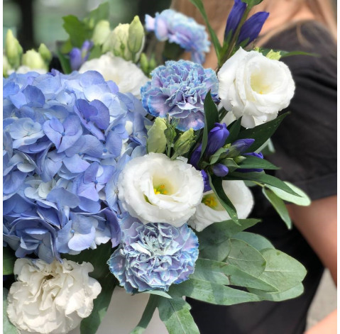 Квіткова композиція Казковий сон 4 доставка квітів