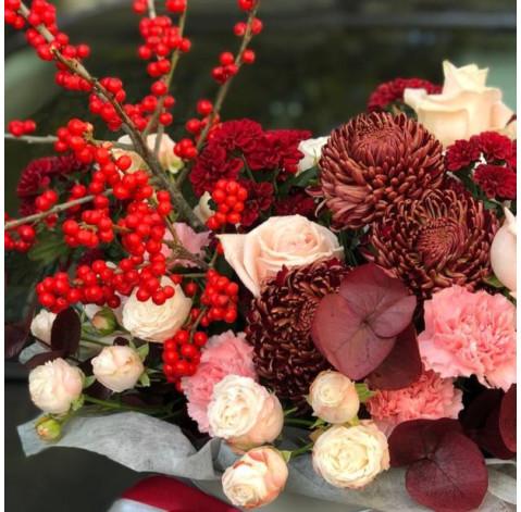 Flower arrangement Rustle 4 Flower delivery