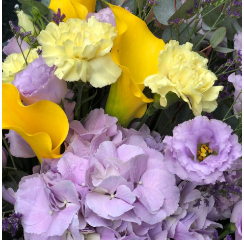 Букет Пурпурний захід сонця 4 доставка квітів