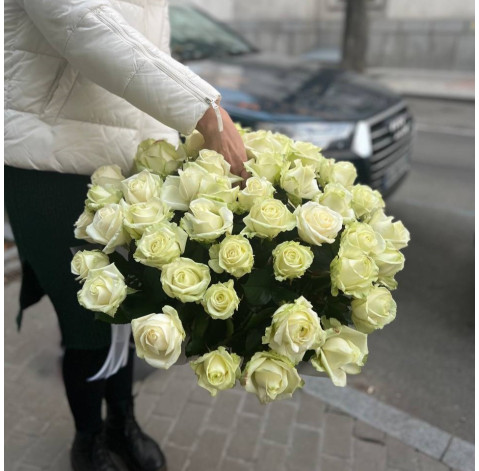 Flower basket with 51 roses 2 Flower delivery