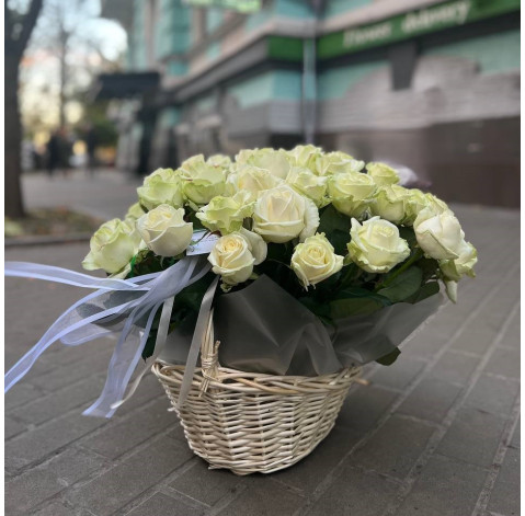 Flower basket with 51 roses 3 Flower delivery
