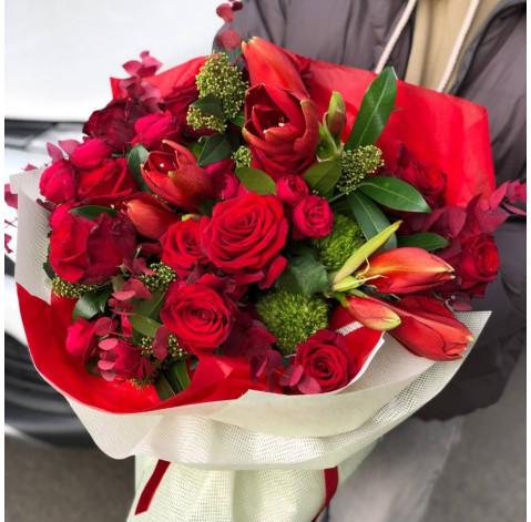 Bouquet Red Symphony 3 Flower delivery