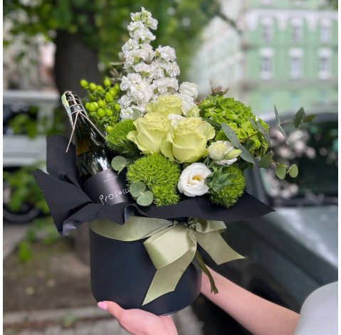 Floral arrangement with drink Stylish compliment 3 Flower delivery