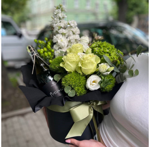 Floral arrangement with drink Stylish compliment 1 Flower delivery