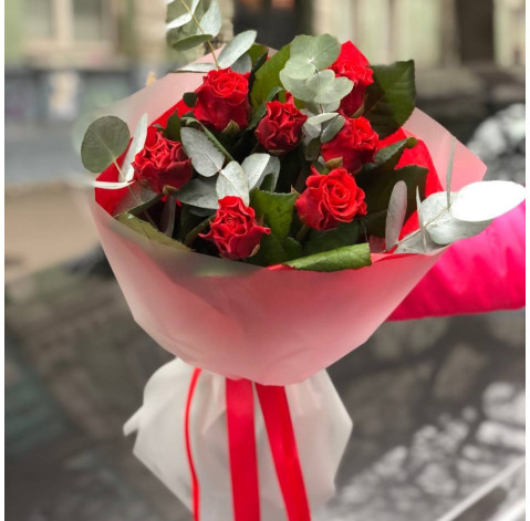 Bouquet of 7 roses El Toro 1 Flower delivery
