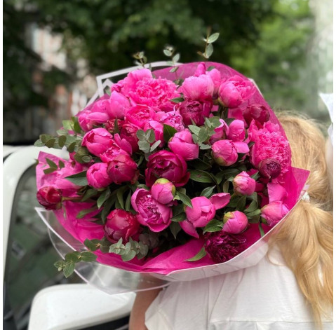 Bouquet 31 pink peonies 1 Flower delivery