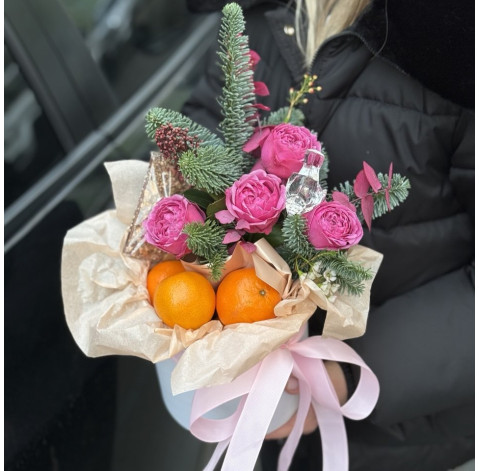Новогодняя композиция с мандаринами 2 доставка цветов