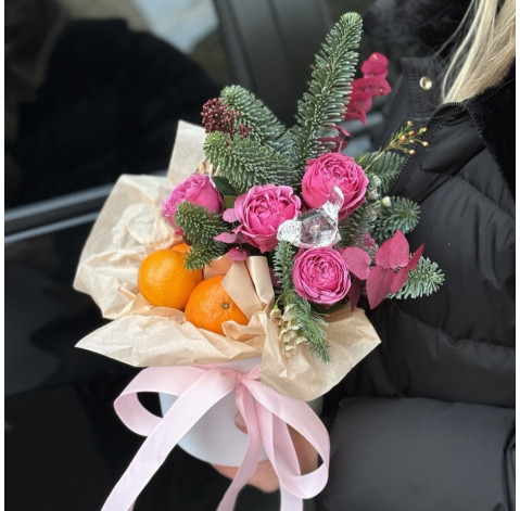 Новогодняя композиция с мандаринами 4 доставка цветов