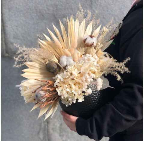 Flower arrangement Dried flowers 2 Flower delivery