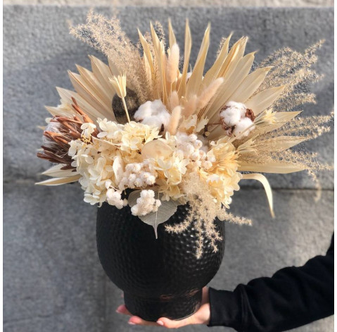 Flower arrangement Dried flowers 3 Flower delivery