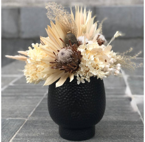 Flower arrangement Dried flowers 6 Flower delivery