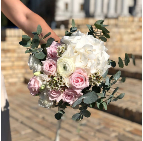 Bouquet Fragility 4 Flower delivery