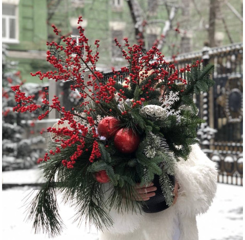Новогодняя композиция Еловая симфония 1 доставка цветов