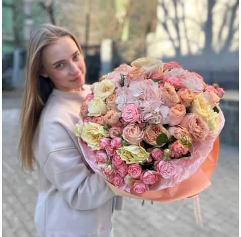 Bouquet Silhouette 1 Flower delivery