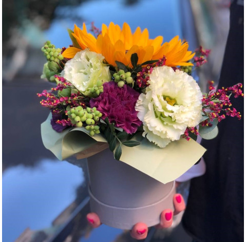 Квіткова композиція Таємниця 4 доставка квітів