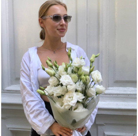 Букет 7 еустом 2 доставка квітів