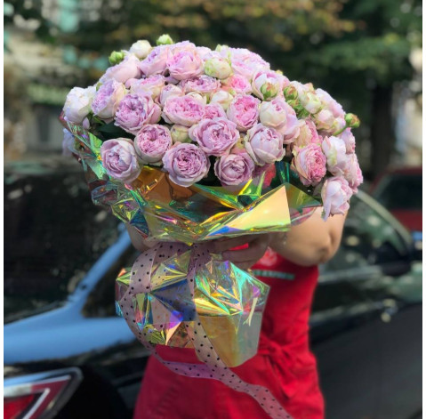 Букет 41 троянда Блоссом Баблз 2 доставка квітів