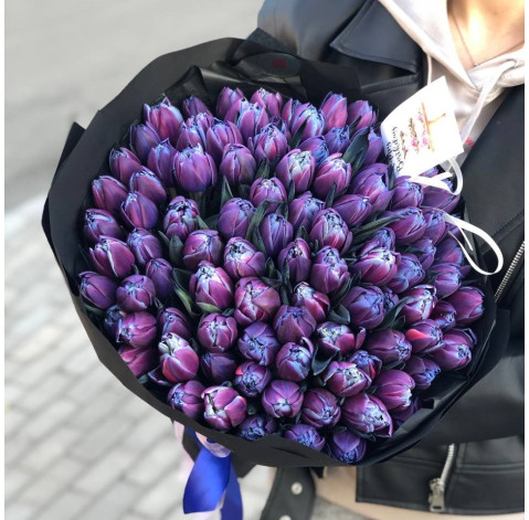 Букет 101 космічний тюльпан 2 доставка квітів