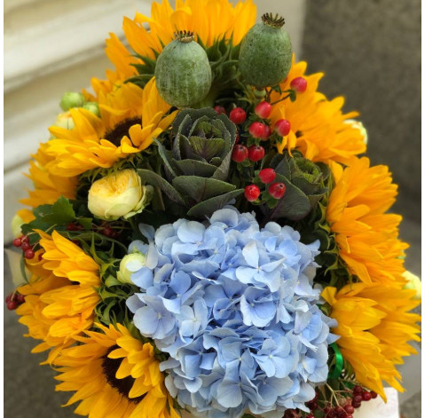 Flower arrangement Zolotse 4 Flower delivery