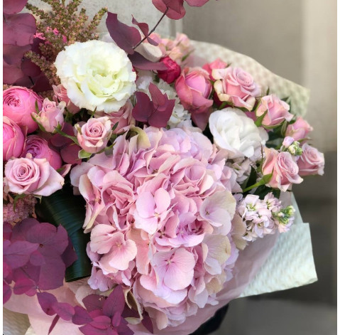 Bouquet Satin 3 Flower delivery