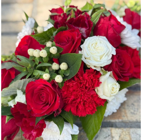 Official table floral arrangement 5 Flower delivery