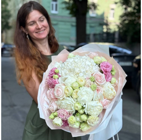 Bouquet Powdery Dawn 2 Flower delivery