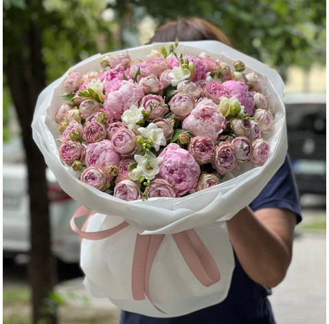 Bouquet Masterpiece 1 Flower delivery