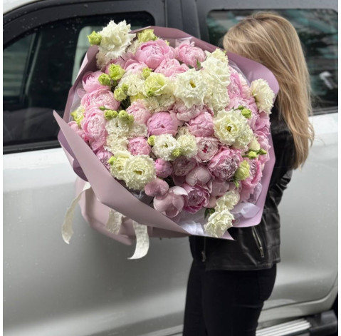 Bouquet of Peonies and Eustoma 4 Flower delivery