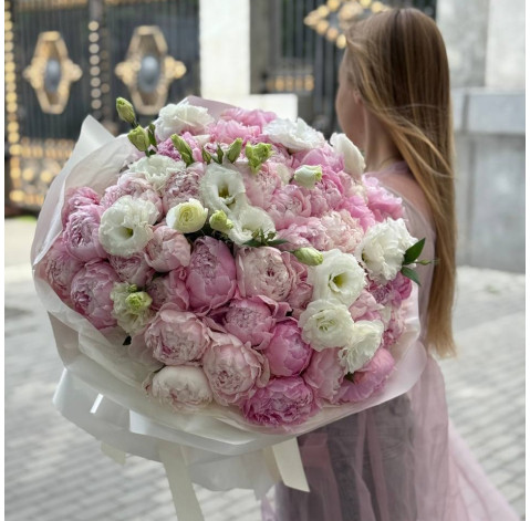 Bouquet of Peonies and Eustoma 3 Flower delivery