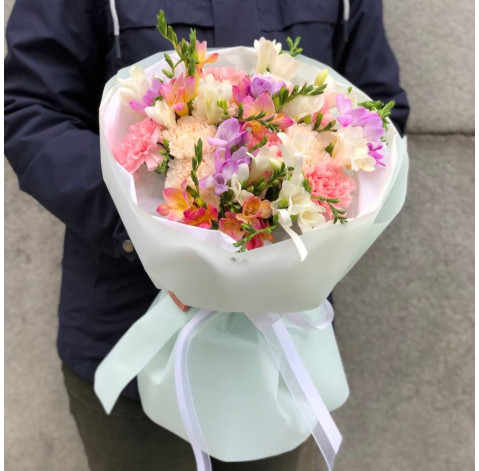 Букет Перше кохання доставка квітів Букет Перше кохання 2 доставка квітів