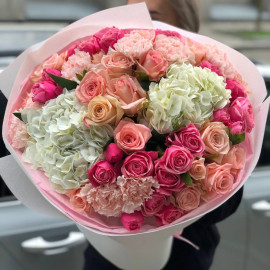 Bouquet Gentle Whisper Flower delivery
