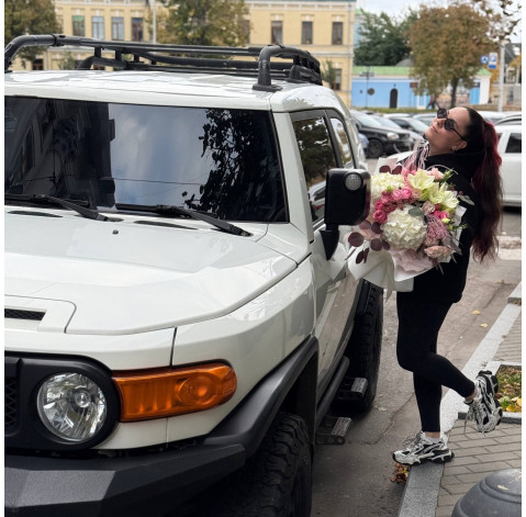 Букет Фрейя 4 доставка квітів