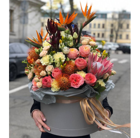 Flower arrangement Exotic 2 Flower delivery