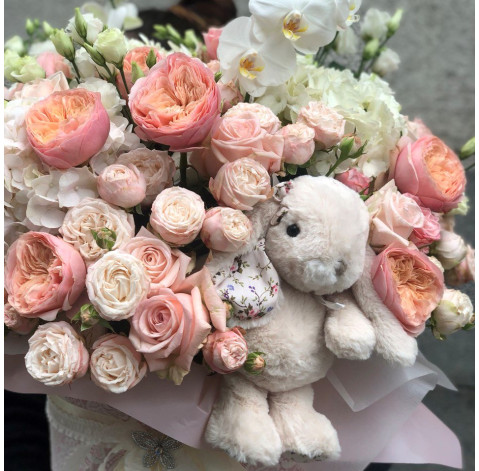 Квіткова композиція Ніжне послання 4 доставка квітів