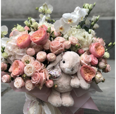 Квіткова композиція Ніжне послання 3 доставка квітів