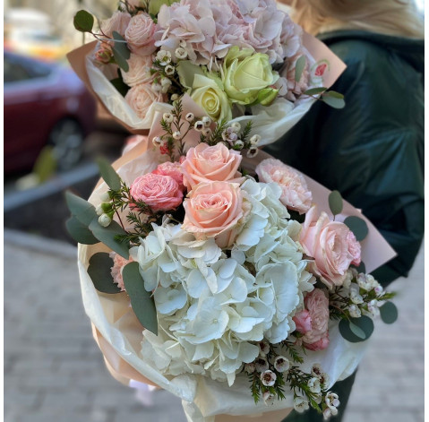 Букет Комплимент 2 доставка цветов