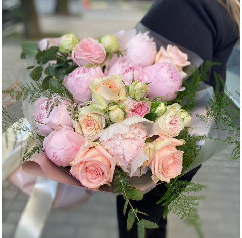 Букет Теплота спогадів 3 доставка квітів