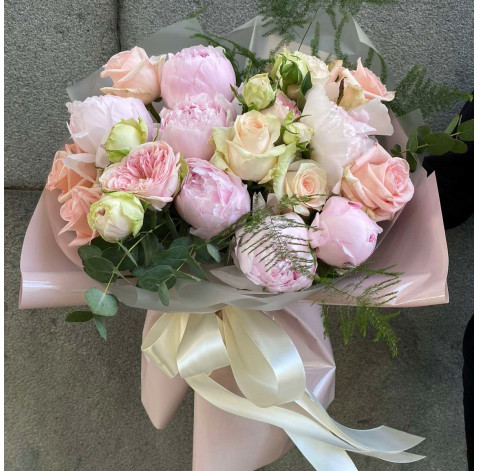 Букет Теплота спогадів 2 доставка квітів