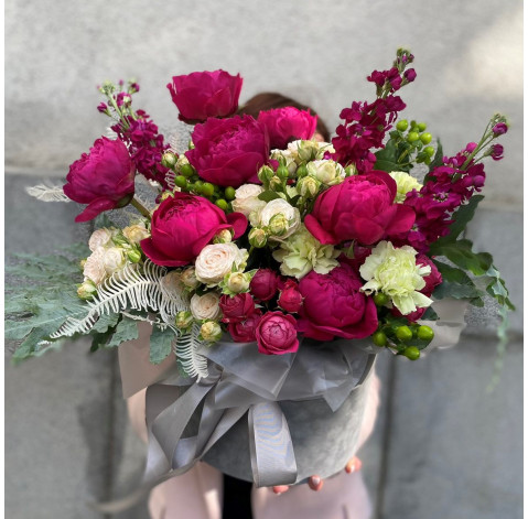 Квіткова композиція Світ у твоїх очах 2 доставка квітів