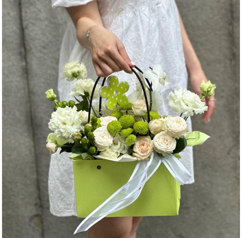 Квіткова композиція Замість тисячі слів 4 доставка квітів