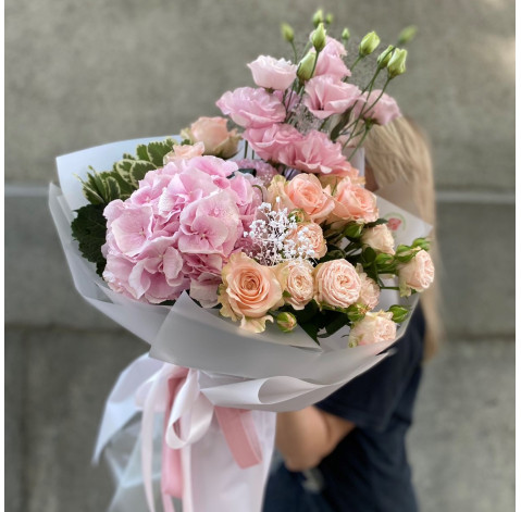 Букет Прикосновение 3 доставка цветов