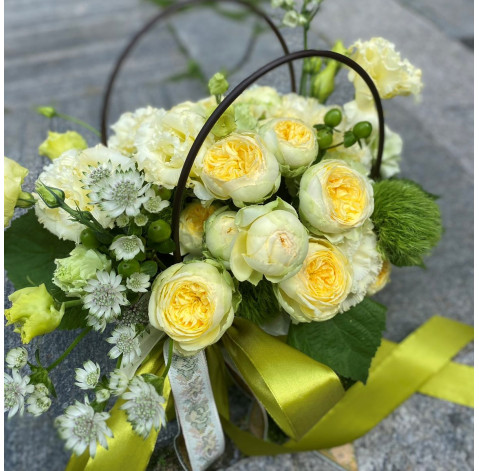 Flower Arrangement Palermo 2 Flower delivery